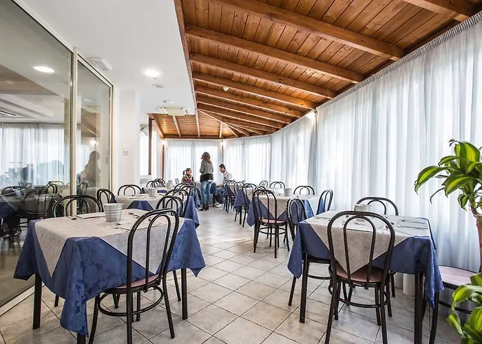 Nancy Hotell Riccione